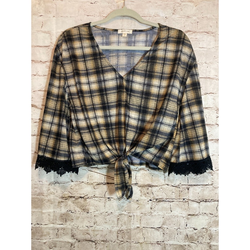 Paper Tee Crop Top‎ Womens Large Black & Tan Plaid Crochet Trimmed Tie Front